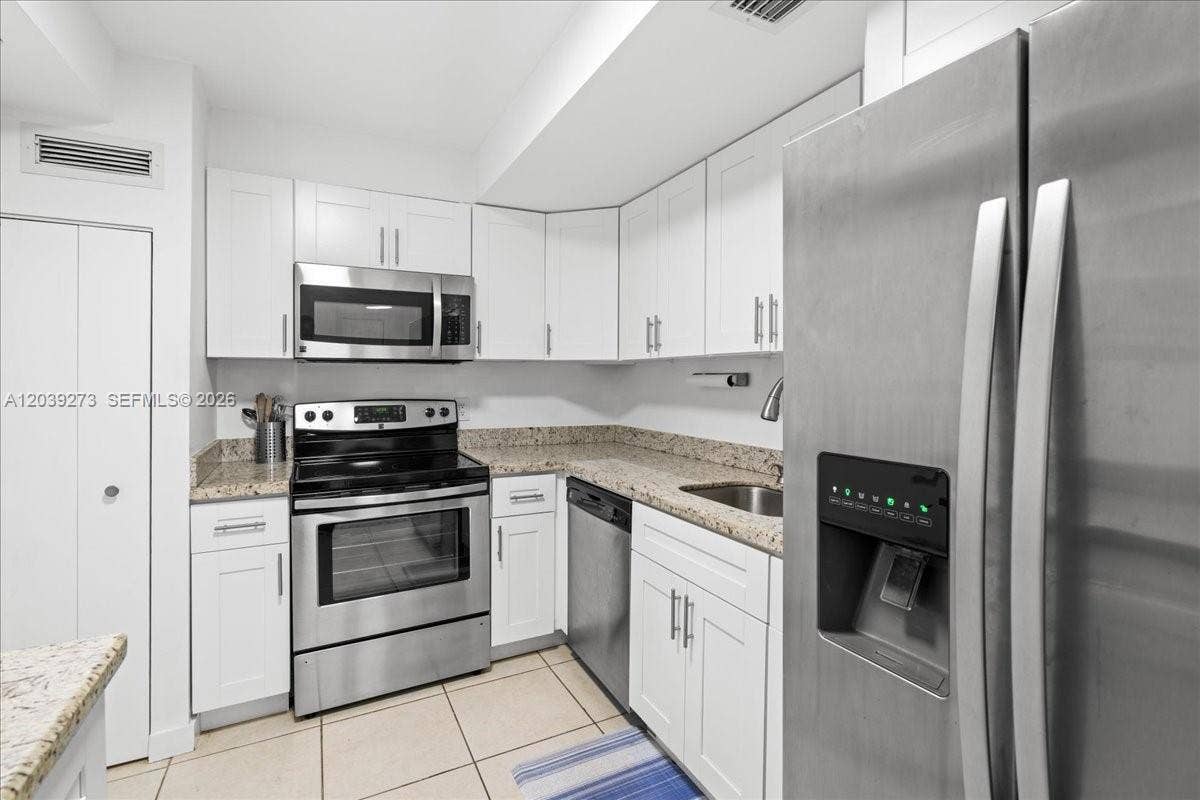 1900 S Ocean Boulevard, #11T, Lauderdale-By-The-Sea, Lauderdale By The Sea, FL 33062 Photo 10