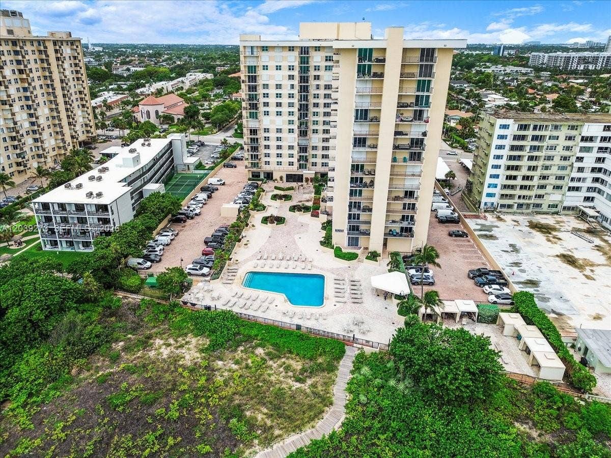 1900 S Ocean Boulevard, #11T, Lauderdale-By-The-Sea, Lauderdale By The Sea, FL 33062 Photo 2