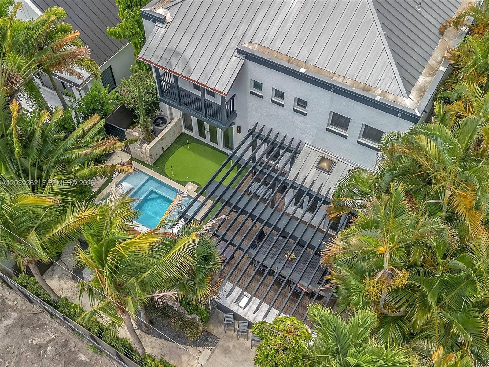 736 NE 17th Way, Fort Lauderdale, FL 33304 Photo 32