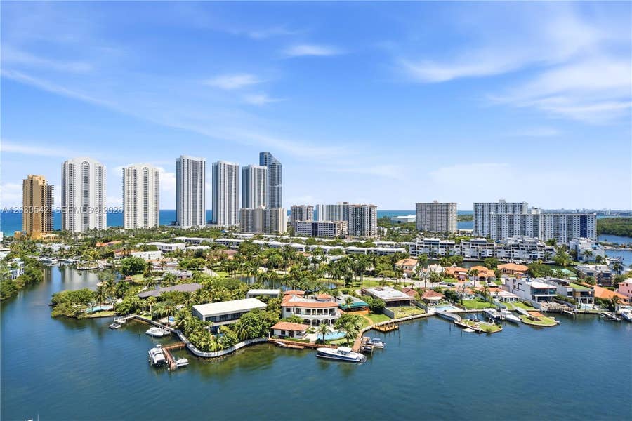 Property photo for 400 Sunny Isles Boulevard, #1817, Sunny Isles Beach, FL