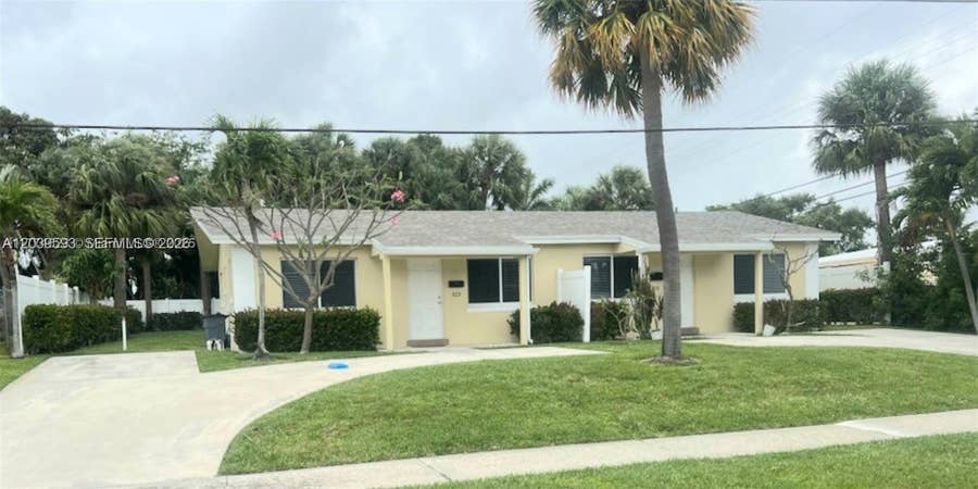 Property photo for 323 Northlake Drive, #325, North Palm Beach, FL