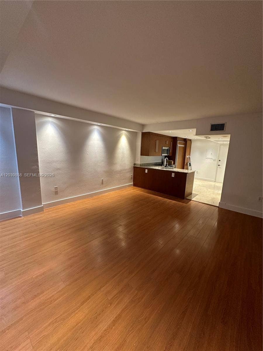 Bal Harbour, FL 33180 Photo 5