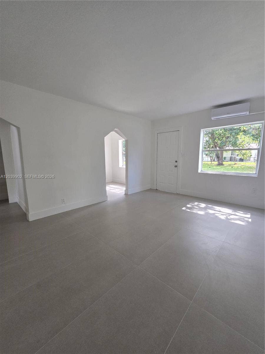 Property photo for 237 SW 13th Street, #4, Dania Beach, FL