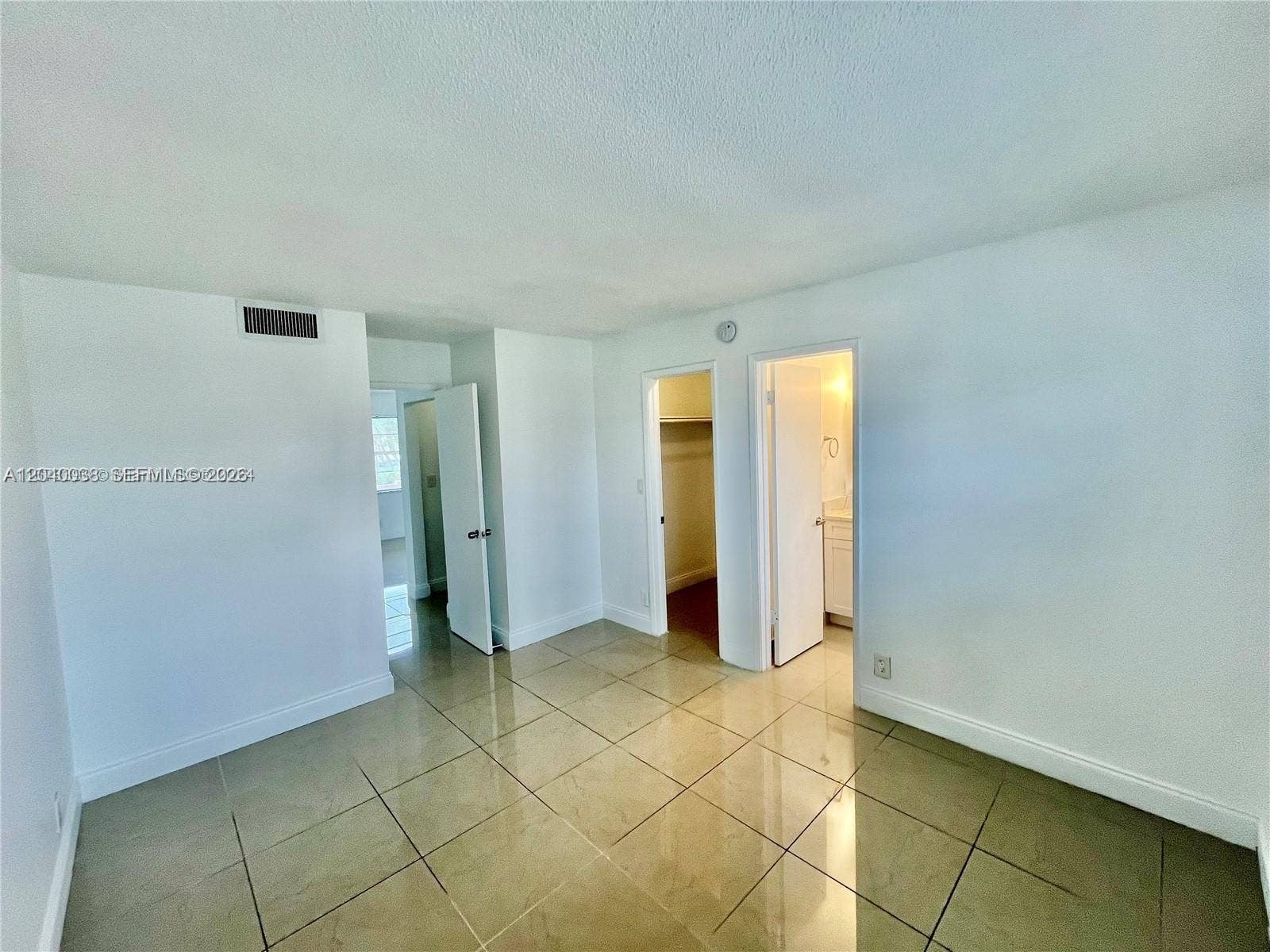 241 SE 9th Avenue, #207, Pompano Beach, FL 33060 Photo 5