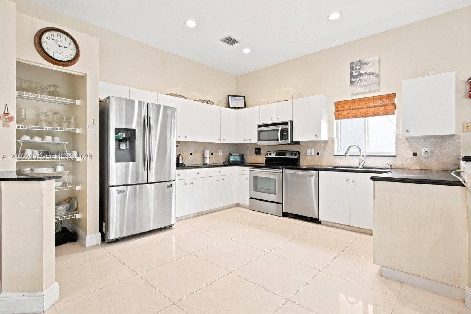 1081 Allamanda Way, Weston, FL 33327 Photo 11