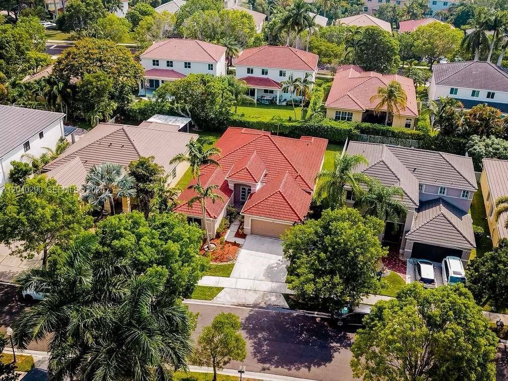 1081 Allamanda Way, Weston, FL 33327 Photo 3