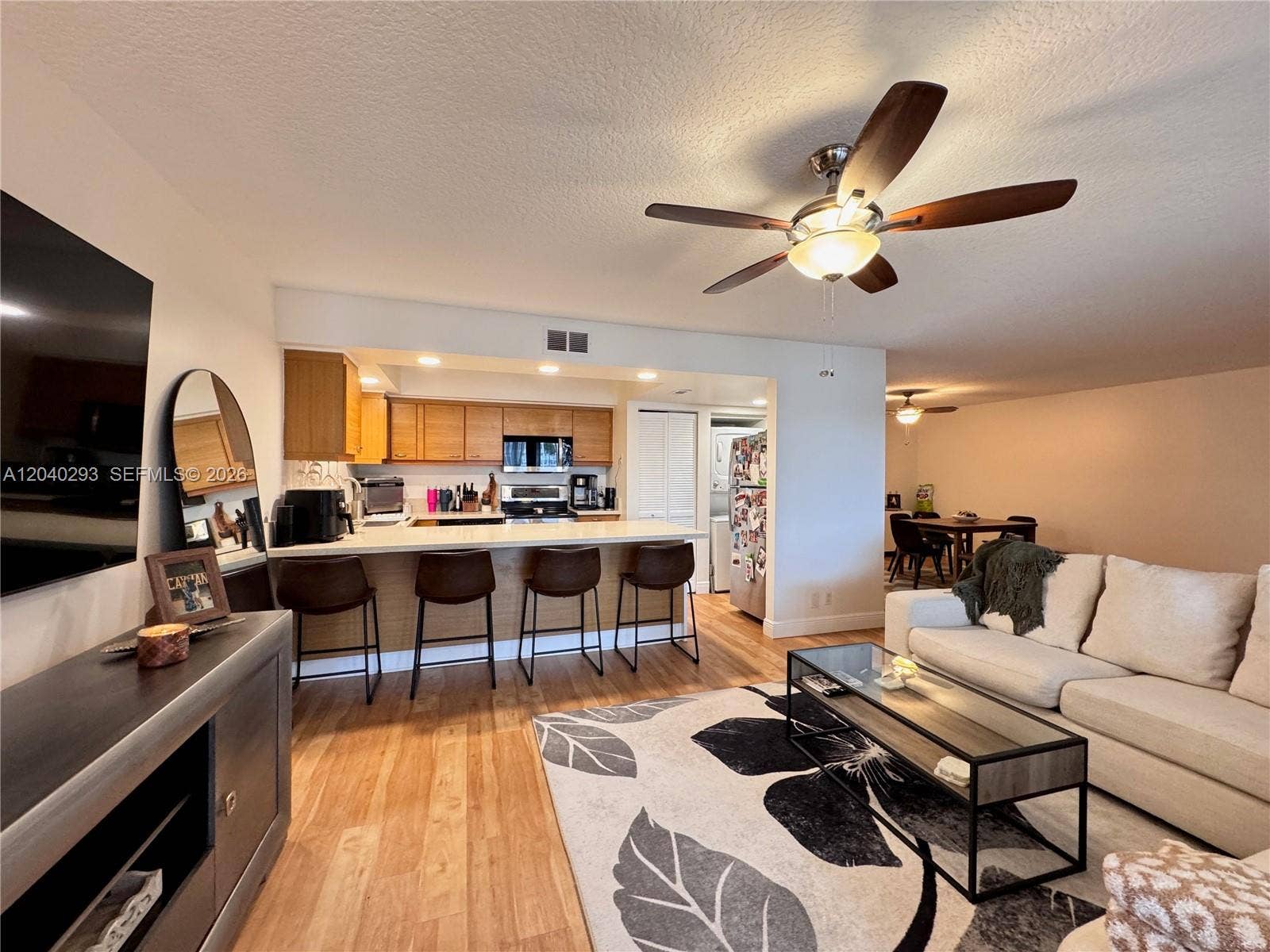 520 Orton Avenue, #503, Fort Lauderdale, Fort Lauderdale, FL 33304 Photo 6