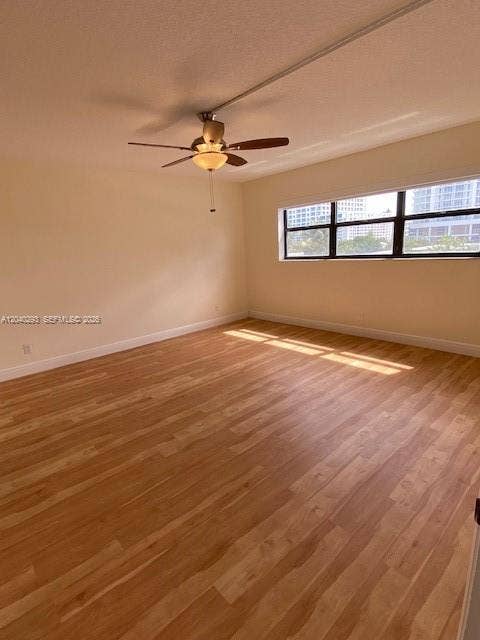 520 Orton Avenue, #503, Fort Lauderdale, Fort Lauderdale, FL 33304 Photo 11