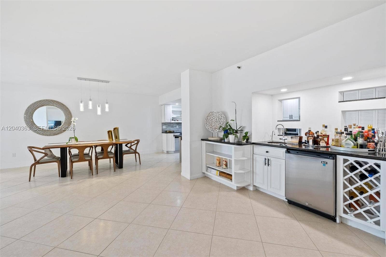 10175 Collins Avenue, #103, Bal Harbour, FL 33154 Photo 7
