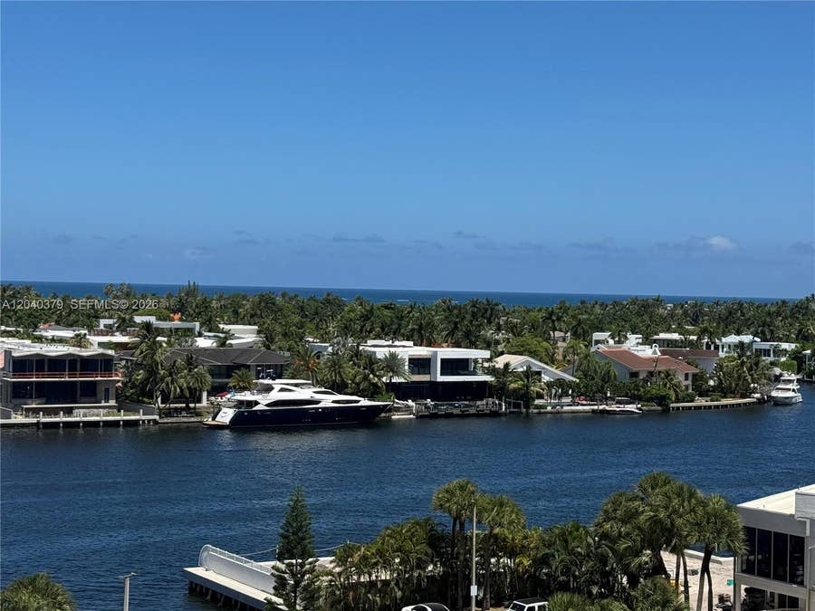 Property photo for 20505 E Country Club Drive, #835, Aventura, FL