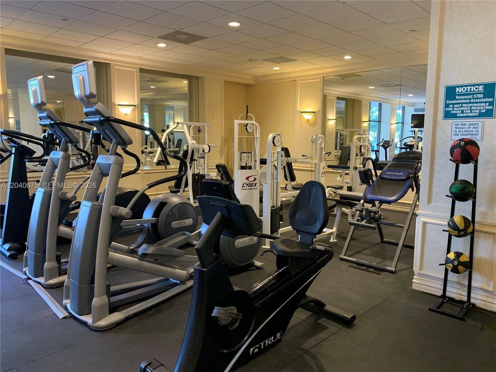 5700 Collins Avenue, #12N, Miami Beach, FL 33140 Photo 20