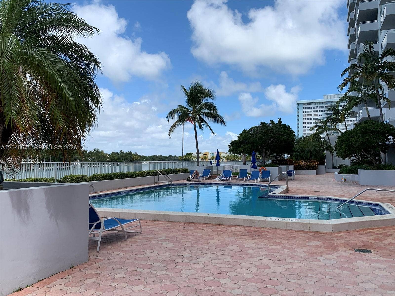 5700 Collins Avenue, #12N, Miami Beach, FL 33140 Photo 27