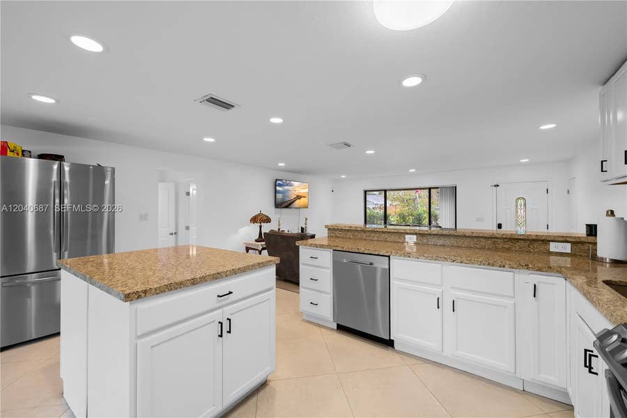 Property photo for 6839 Tradewind Way, Lake Worth, FL