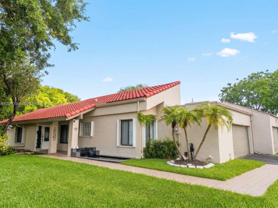 Property photo for 324 Patio Village Terrace, Weston, FL