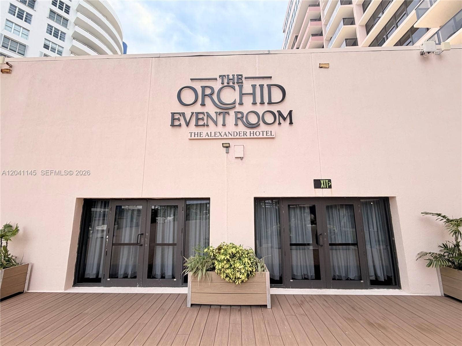 5225 Collins Avenue, #914, Miami Beach, FL 33140 Indoor Event Space