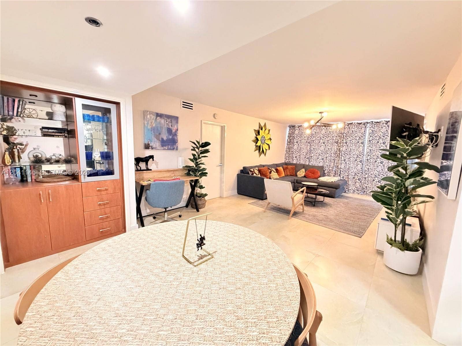 5225 Collins Avenue, #914, Miami Beach, FL 33140 Photo 28