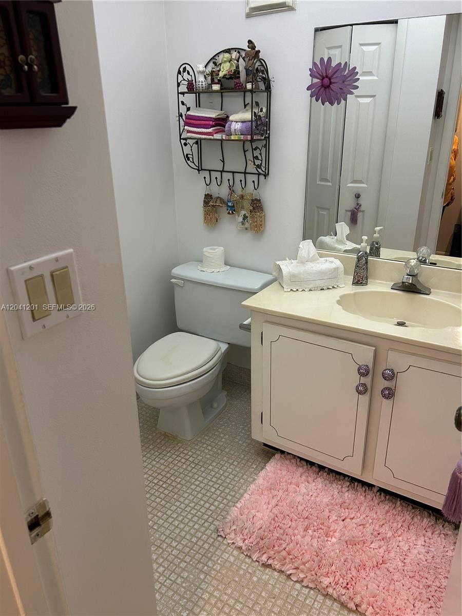16325 Golf Club Road, #304, Weston, FL 33326 Photo 17