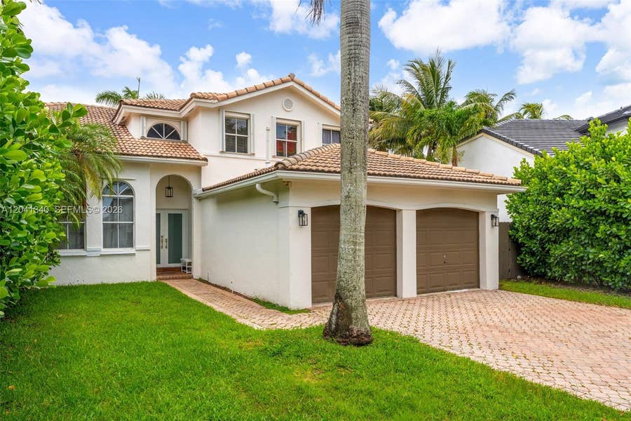 Property photo for 16335 SW 81 Street, Miami, FL