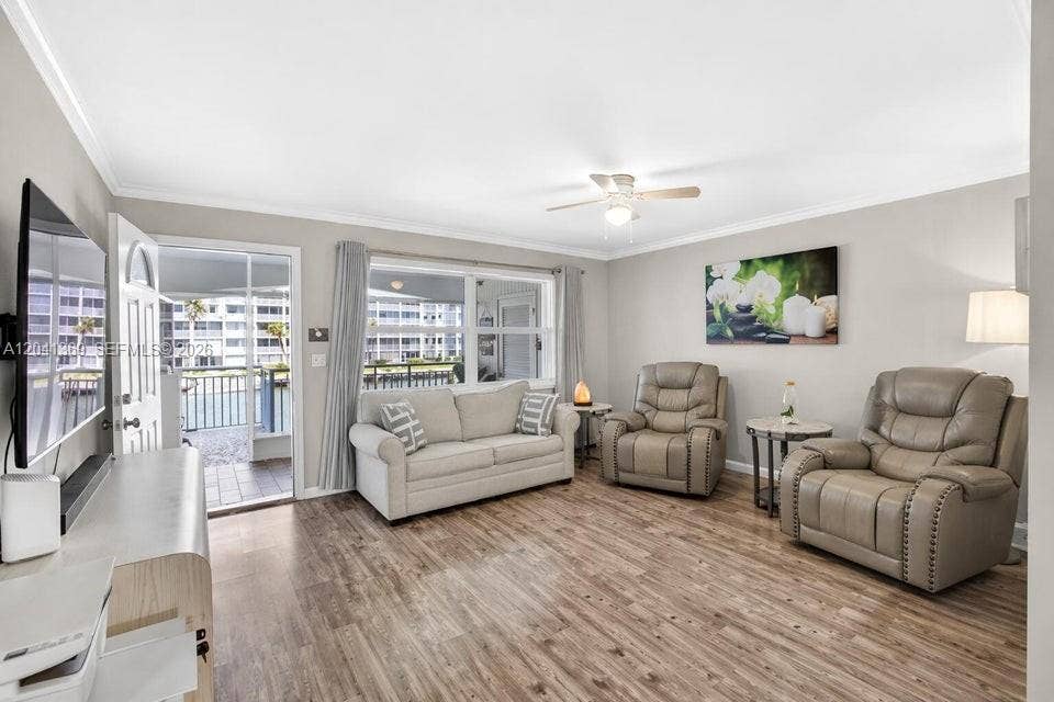 111 Shore Court, #205, North Palm Beach, FL 33408 Photo 12