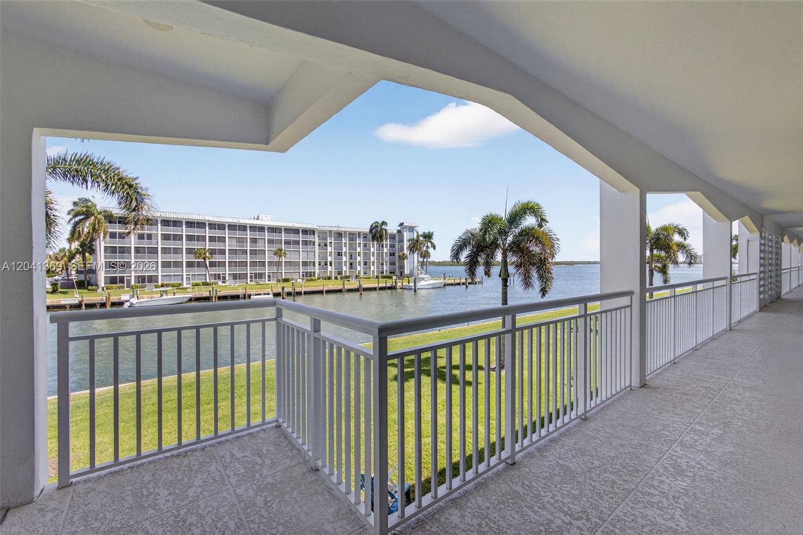 111 Shore Court, #205, North Palm Beach, FL 33408 Photo 6