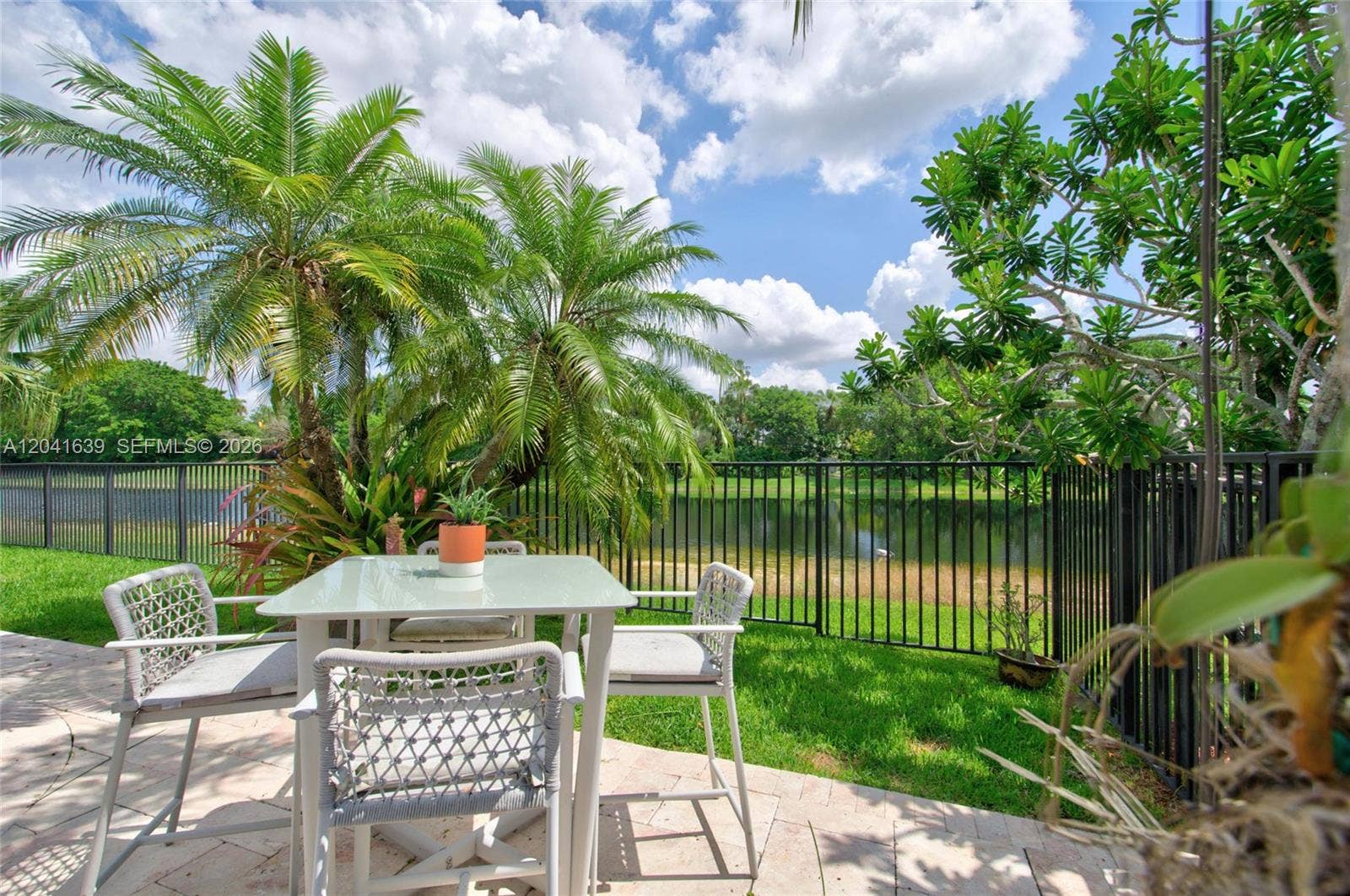 1136 Ginger Circle, Weston, FL 33326 Photo 12