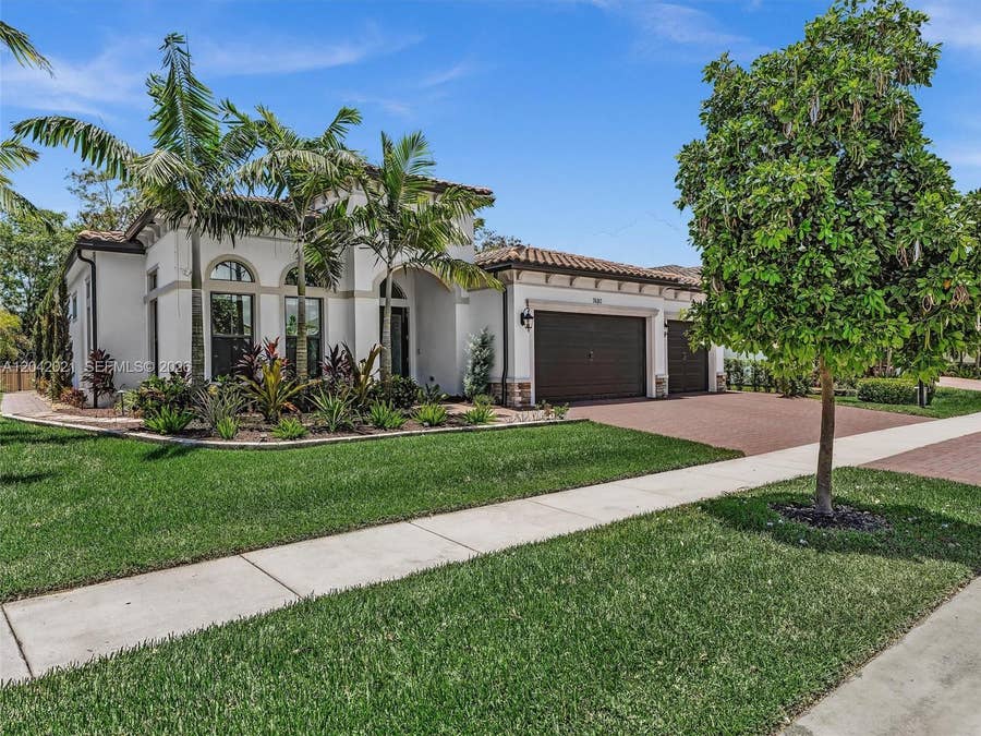 Property photo for 7680 Cavern Lane, Parkland, FL