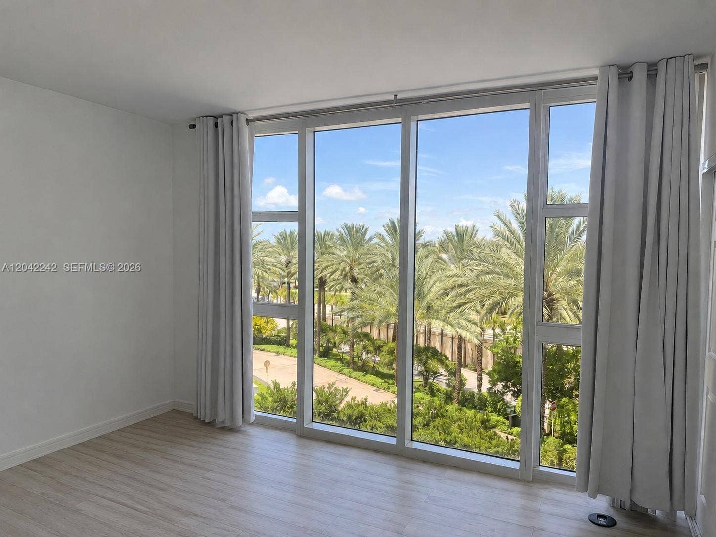 10275 Collins Avenue, #431, Bal Harbour, FL 33154 Photo 6