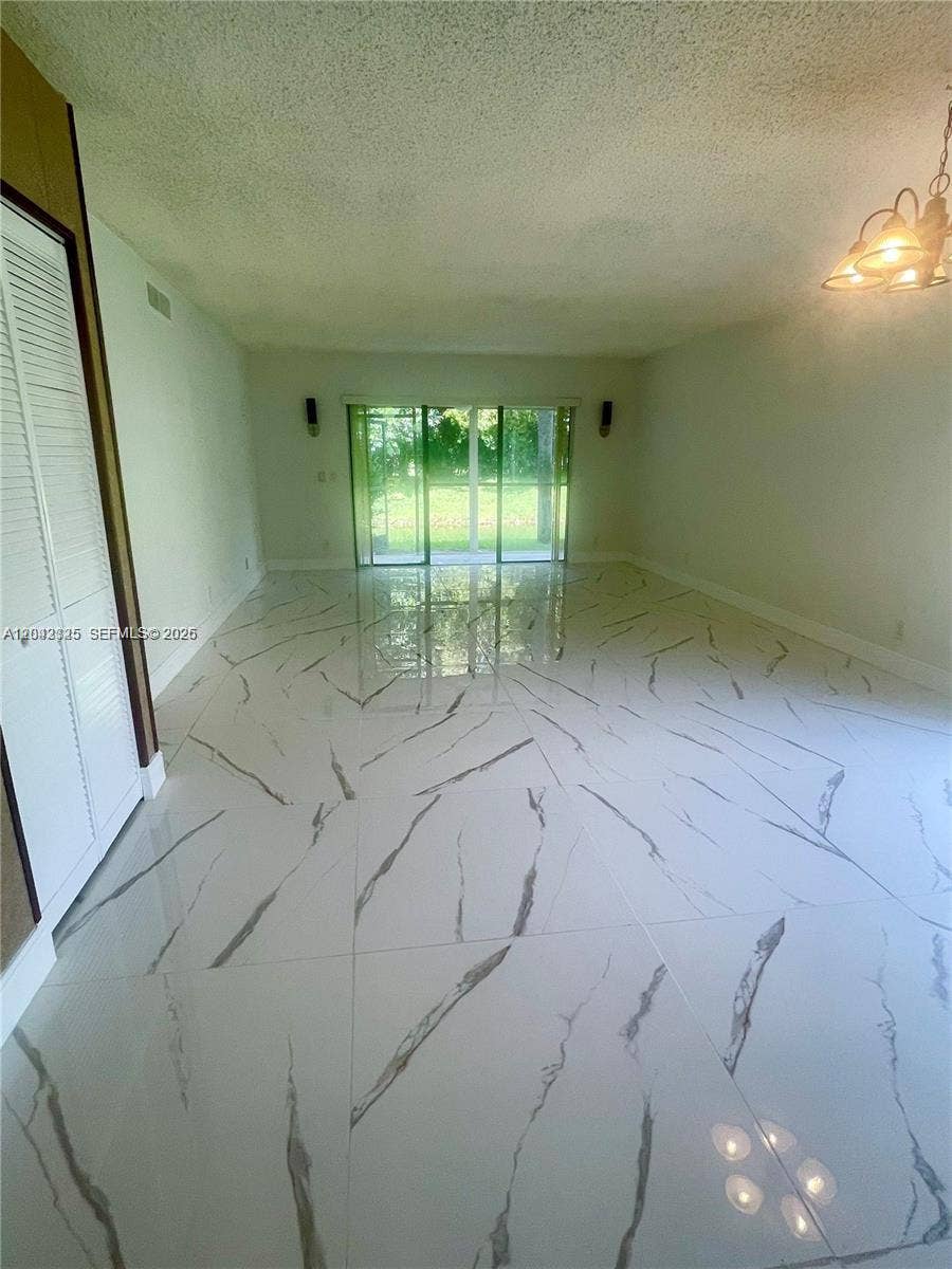 403 Lakeview Drive, #106, Weston, Weston, FL 33326 Photo 3