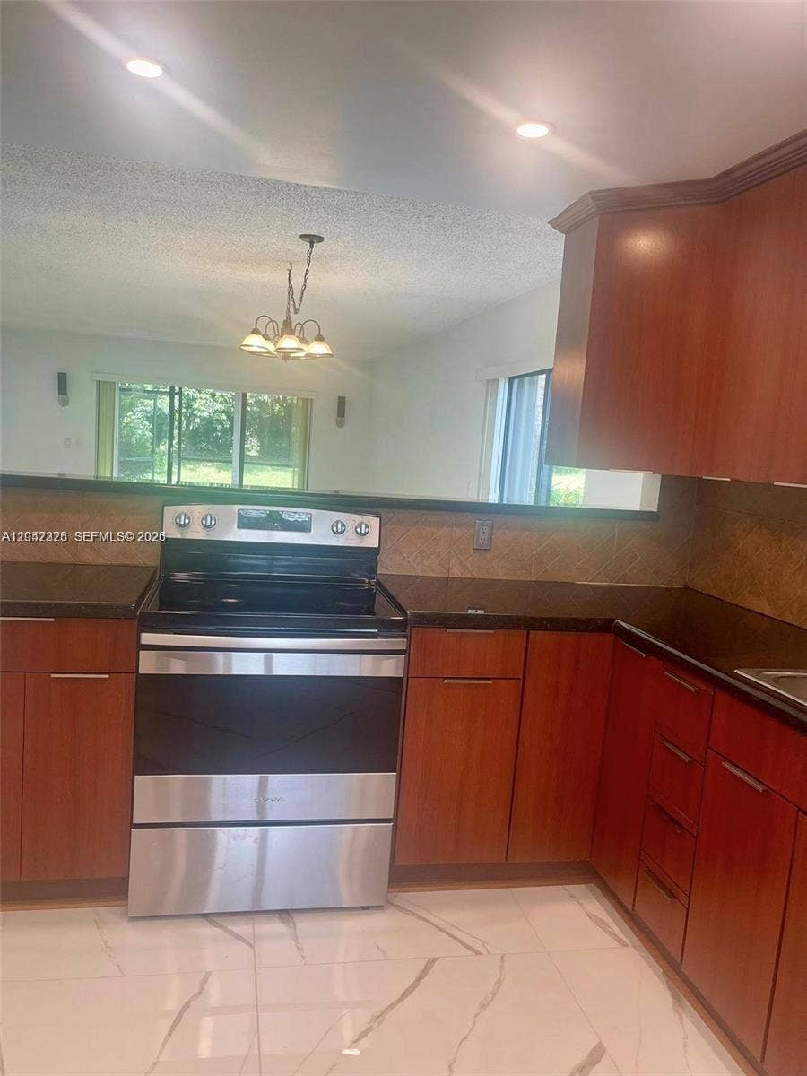 403 Lakeview Drive, #106, Weston, Weston, FL 33326 Photo 2
