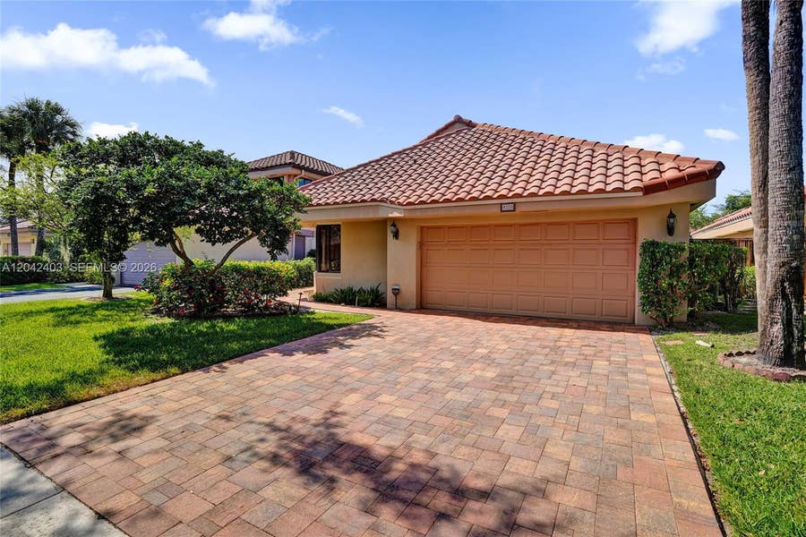 Property photo for 9355 NW 18th Place, Plantation, FL