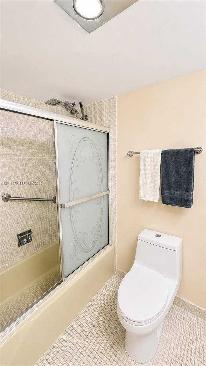 2671 S Course Drive, #208, Pompano Beach, FL 33069 Photo 8