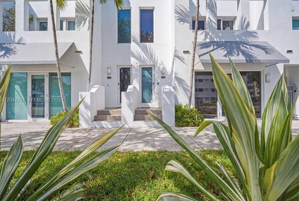 710 NE 3rd Avenue, Fort Lauderdale, FL 33304 Photo 74