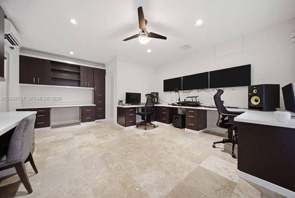 710 NE 3rd Avenue, Fort Lauderdale, FL 33304 Photo 77