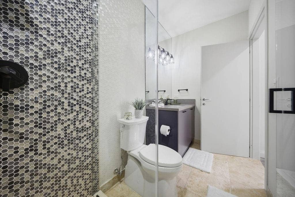 710 NE 3rd Avenue, Fort Lauderdale, FL 33304 Photo 39