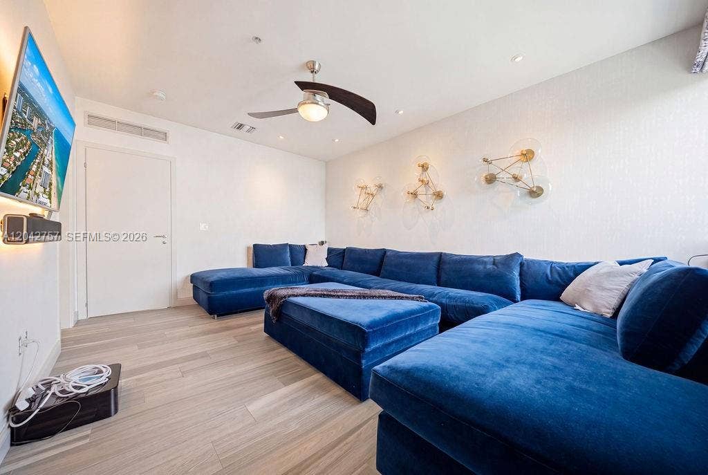 710 NE 3rd Avenue, Fort Lauderdale, FL 33304 Photo 79