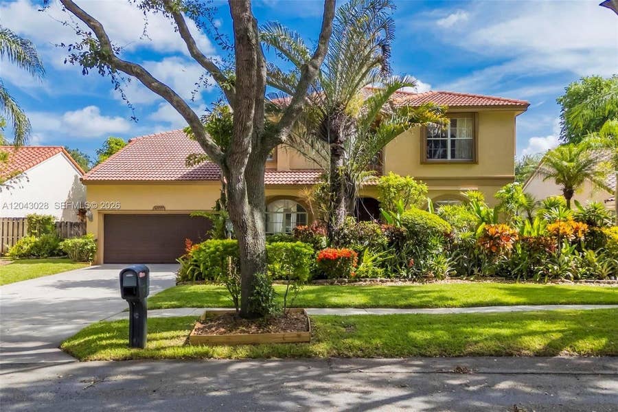 Property photo for 10777 Charleston Place, Cooper City, FL
