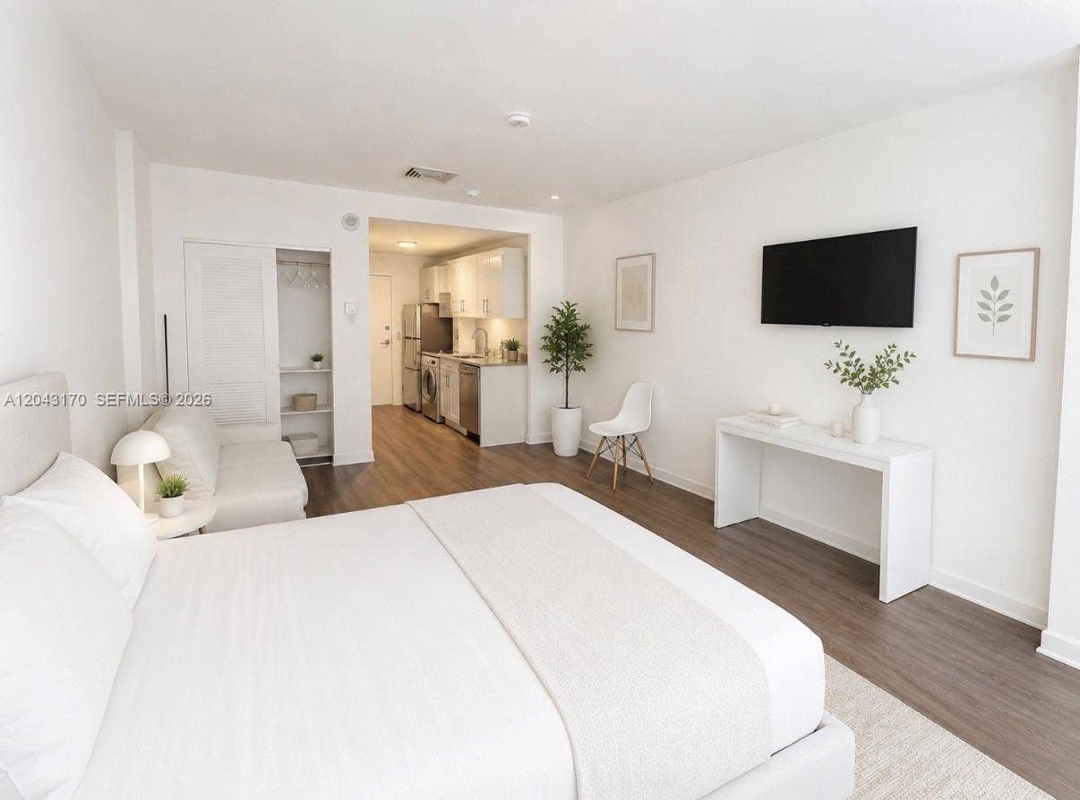 10275 Collins Avenue, #115, Bal Harbour, Bal Harbour, FL 33154 Photo 1