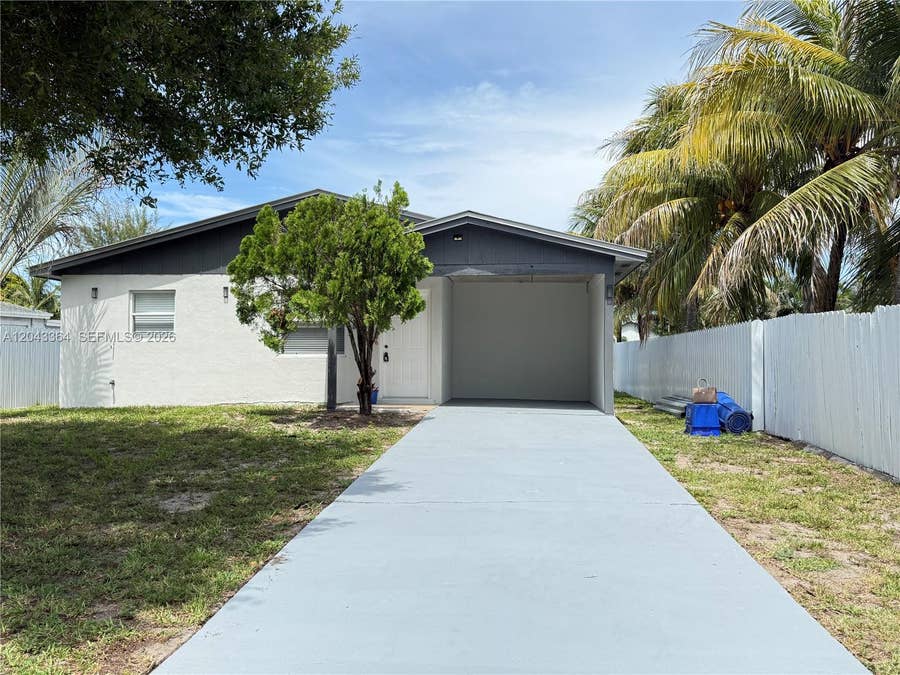 Property photo for 96 Caroline Drive, West Palm Beach, FL