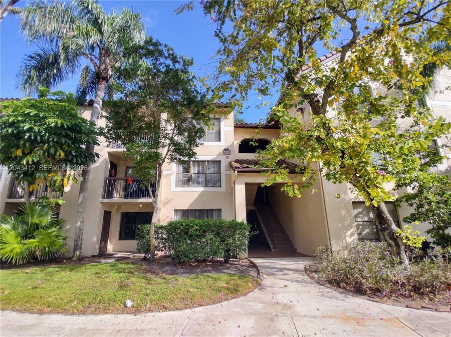 Property photo for 4241 W Mcnab Road, #27, Pompano Beach, FL
