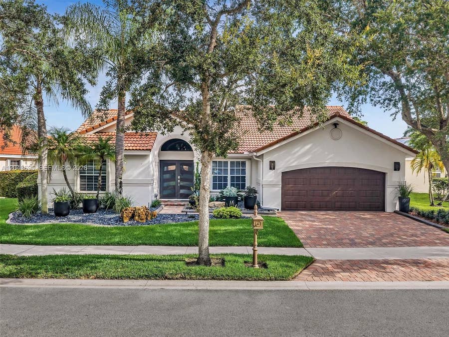 Property photo for 639 Verona Place, Weston, FL