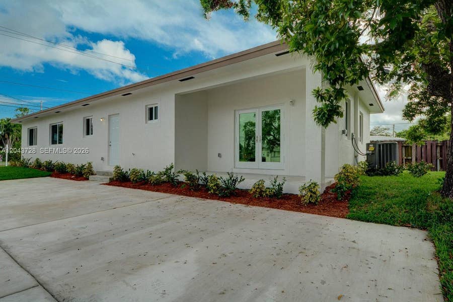 Property photo for 312 Phippen Waiters Road, Dania Beach, FL