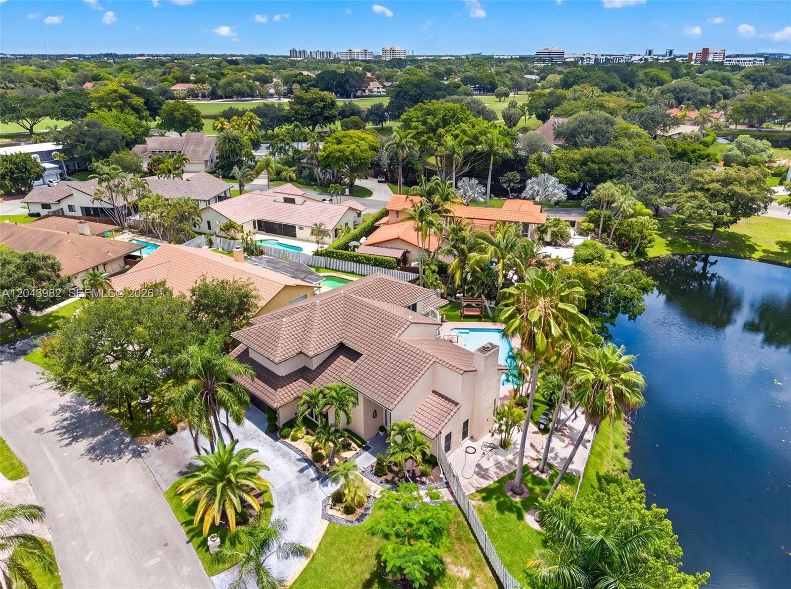 962 SW 93rd Terrace, Plantation, FL 33324 Photo 10