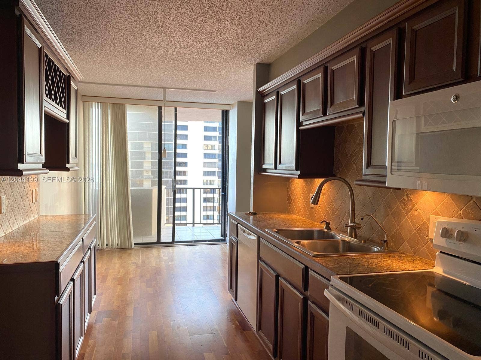 4200 N Ocean Drive, #1-1103, Riviera Beach, Riviera Beach, FL 33404 Photo 6