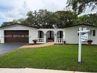 9301 SW 54th Street, Cooper City, FL 33328 Photo 2
