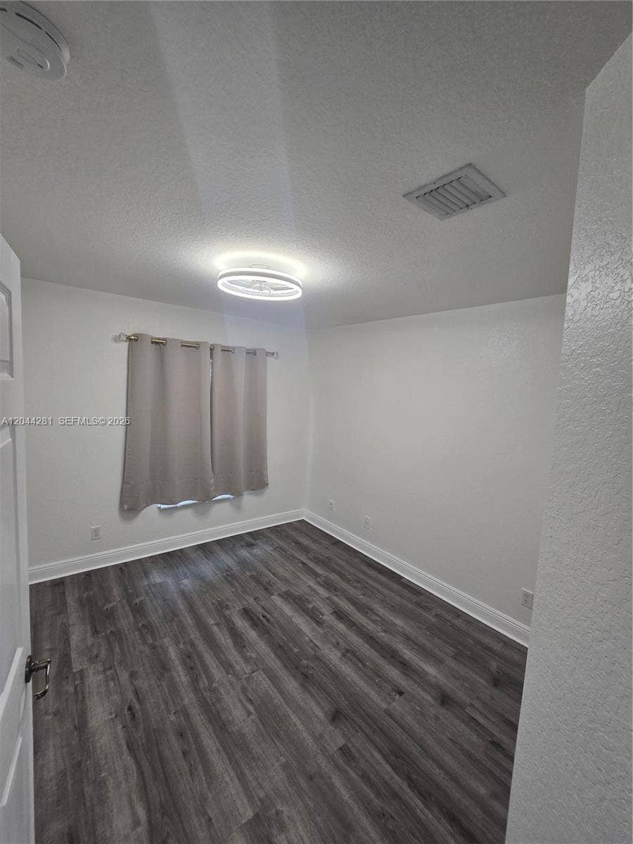 Bedroom2