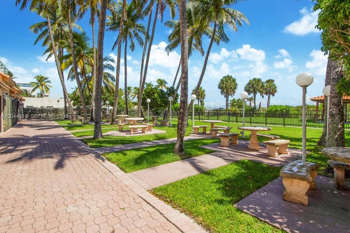2555 Collins Avenue, #2006, Miami Beach, FL 33140 Photo 22