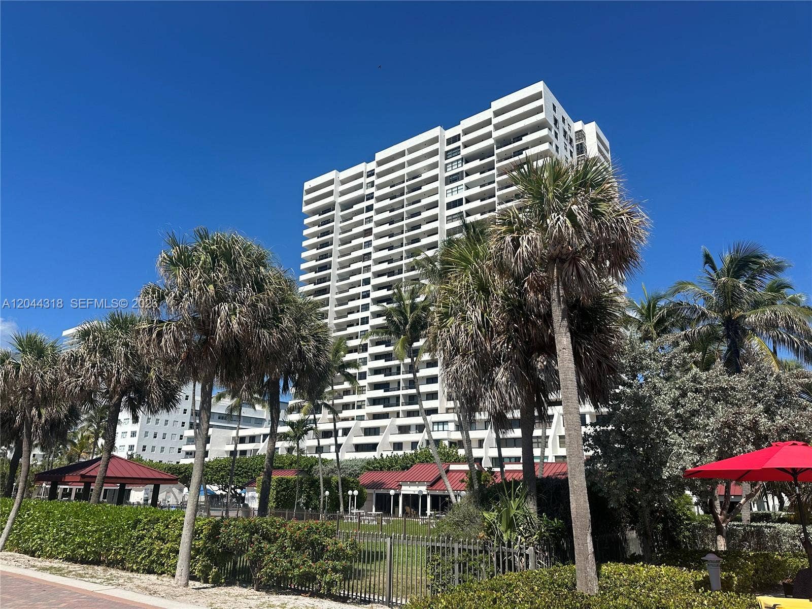 2555 Collins Avenue, #2006, Miami Beach, FL 33140 Photo 23