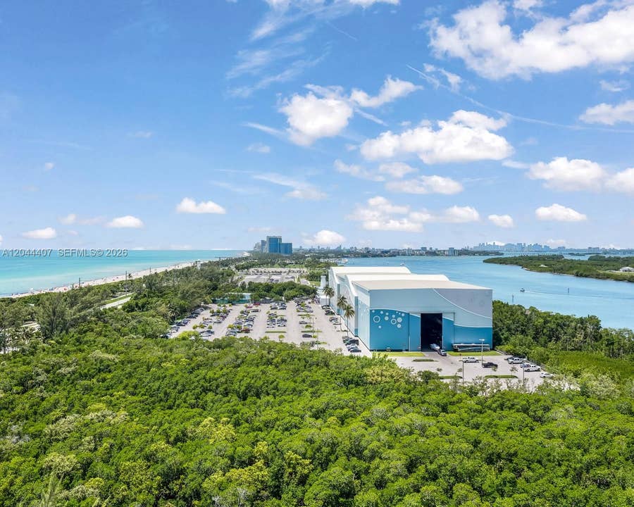 Property photo for 100 Bayview Drive, #1620, Sunny Isles Beach, FL