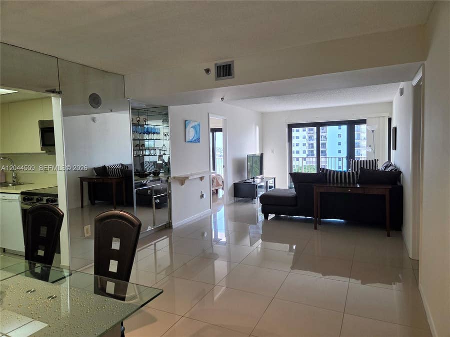 Property photo for Hollywood, FL