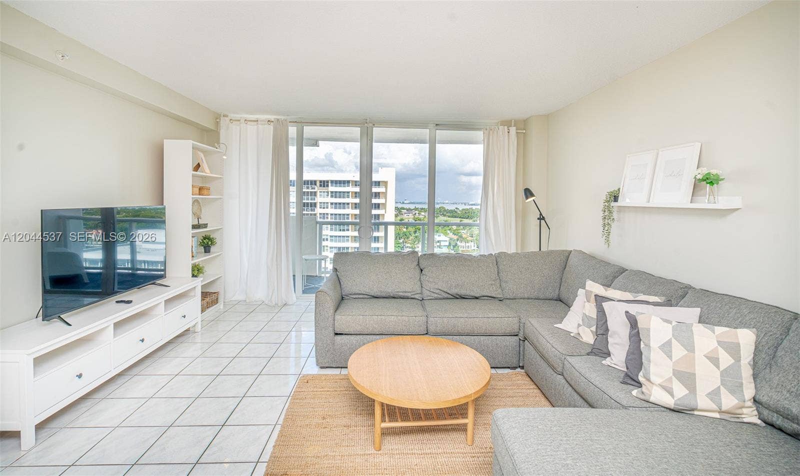 5601 Collins Avenue, #1517, Miami Beach, FL 33140 Photo 8